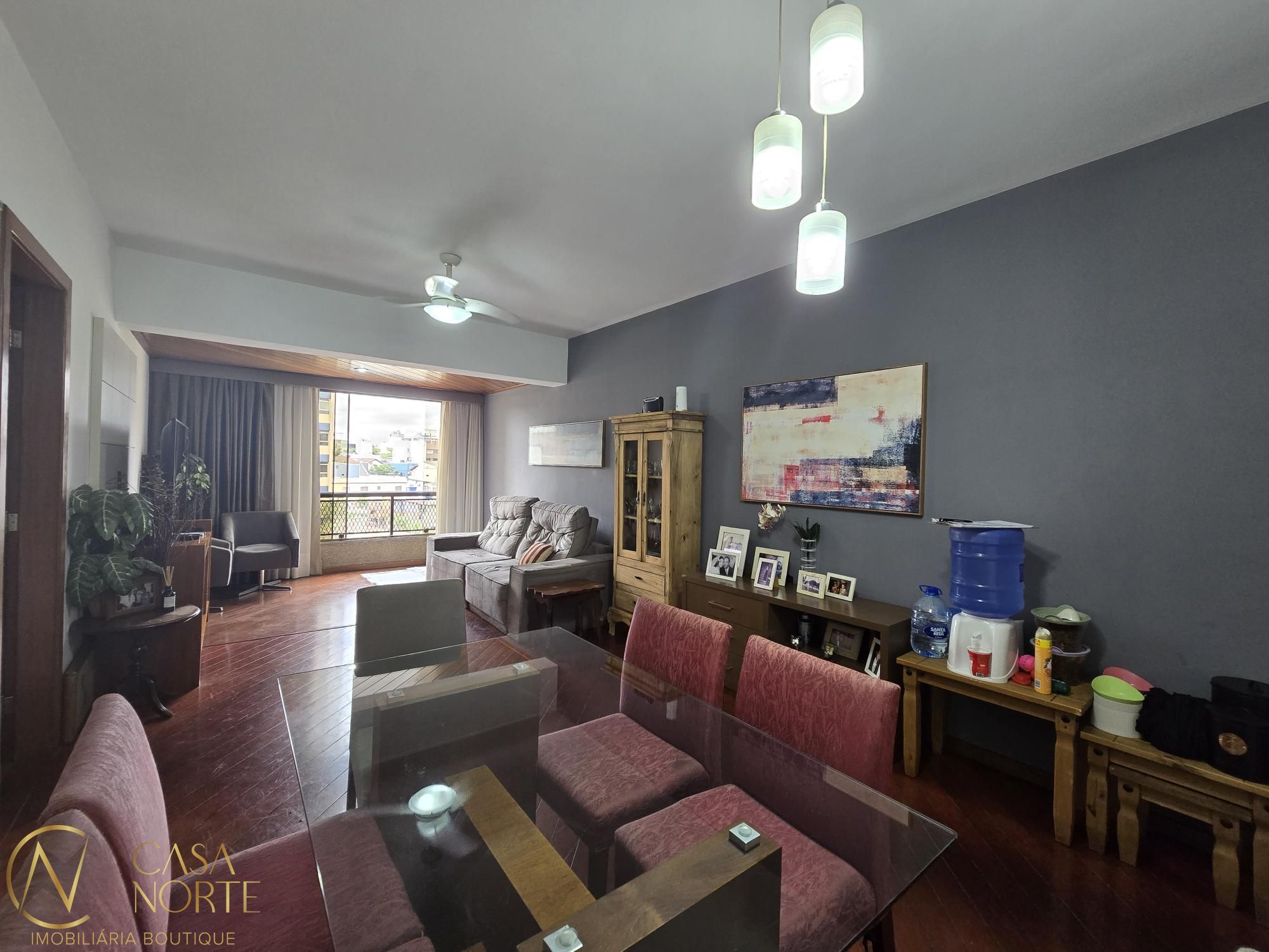 Apartamento à venda com 3 quartos, 99m², 1 suíte, 1 vaga, Rua José Honorato dos Santos no bairro Azenha em Porto Alegre
