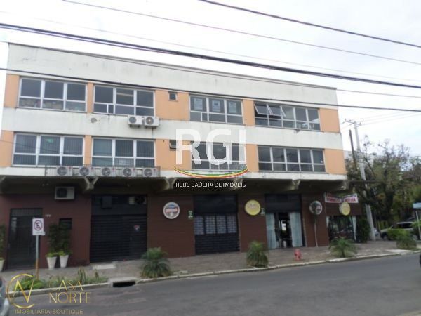 Sala Comercial à venda com 1 quarto, 53m², Rua Três de Maio no bairro Floresta em Porto Alegre