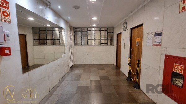 Kitnet à venda , 23m², Rua Vigário José Inácio no bairro Centro Histórico em Porto Alegre