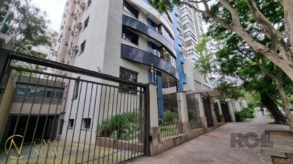 Apartamento à venda com 3 quartos, 125m², 1 suíte, 2 vagas, Rua Felicissimo de Azevedo no bairro São João em Porto Alegre
