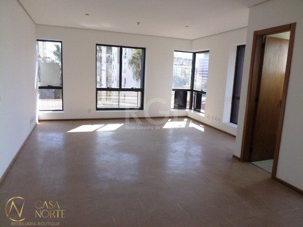 Sala Comercial à venda , 38m², 1 vaga, Rua José de Alencar no bairro Menino Deus em Porto Alegre