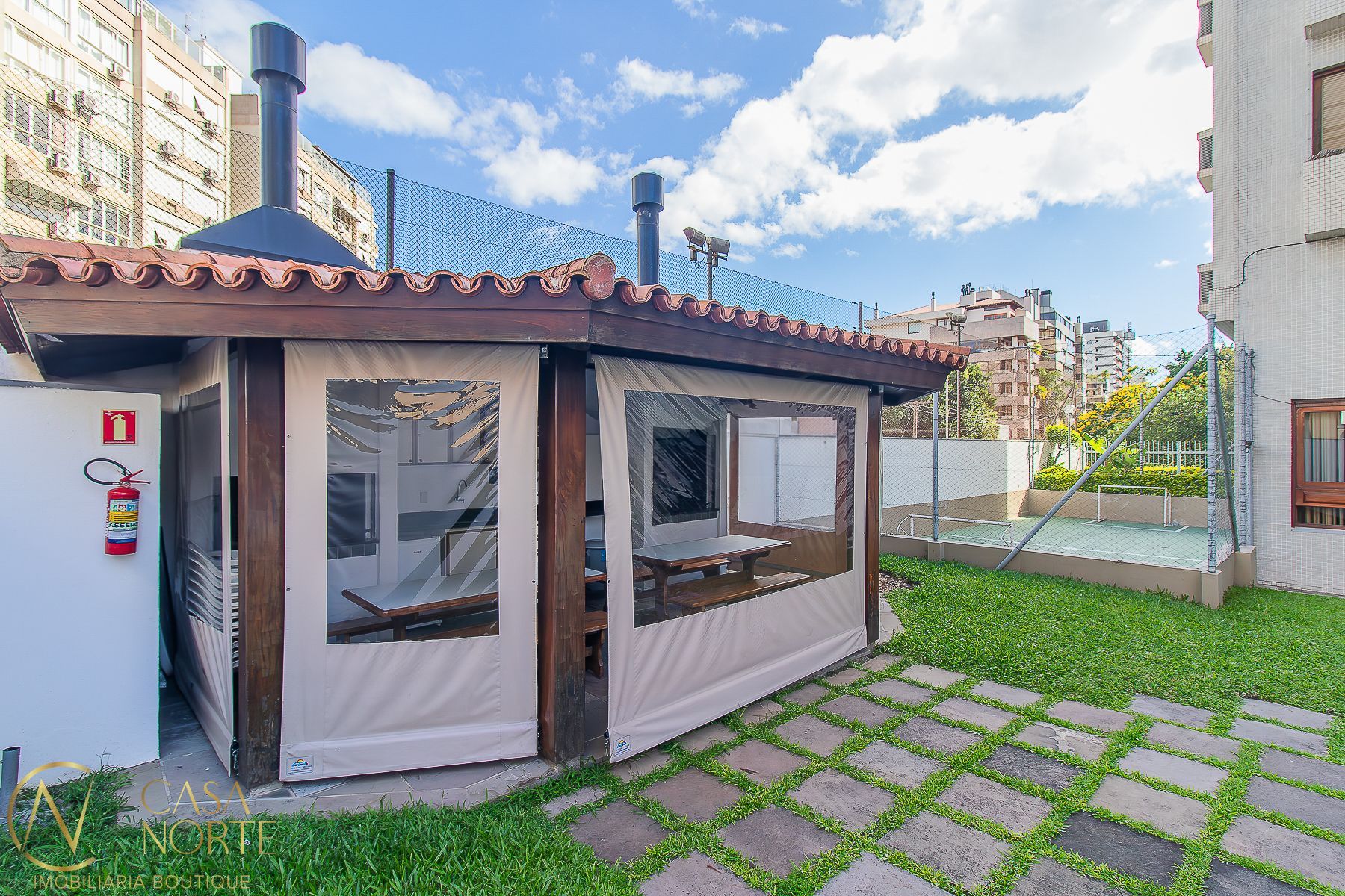 Apartamento à venda com 3 quartos, 155m², 1 suíte, 3 vagas, Carlos Trein Filho no bairro Bela Vista em Porto Alegre