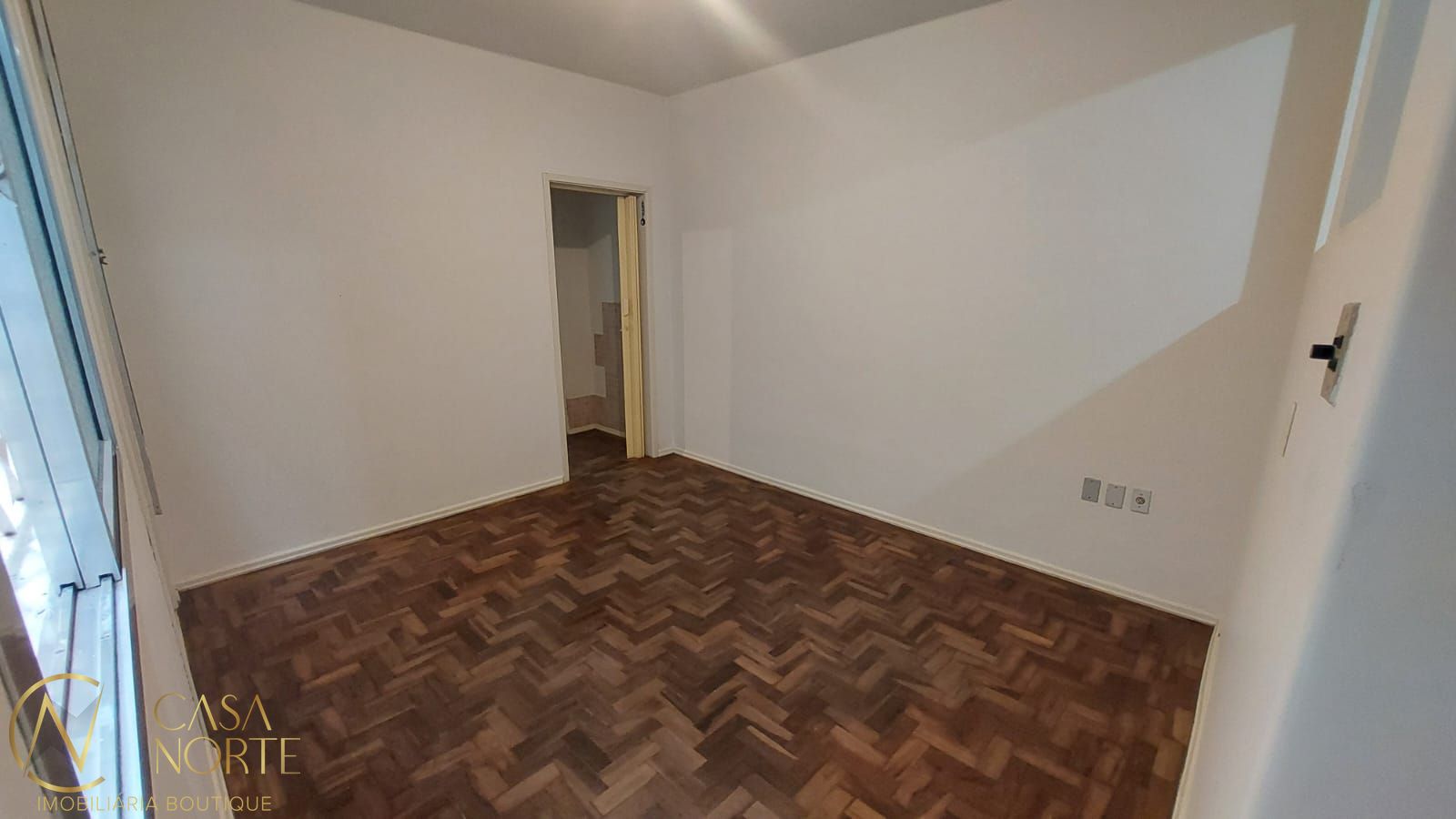 Apartamento à venda com 1 quarto, 50m², Avenida Ipiranga no bairro Menino Deus em Porto Alegre