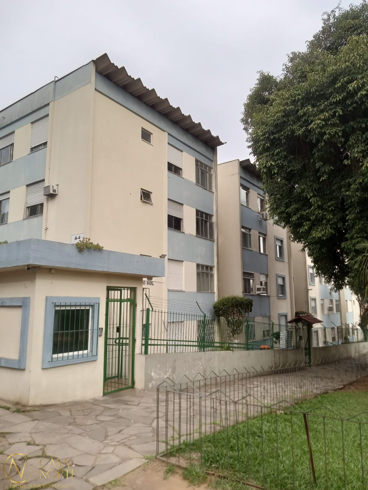 Apartamento à venda com 2 quartos, 54m², Rua Derocy Giácomo da Silva no bairro Vila Nova em Porto Alegre