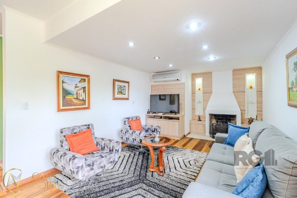 Cobertura à venda com 3 quartos, 278m², 1 suíte, 2 vagas, Avenida Alegrete no bairro Petrópolis em Porto Alegre