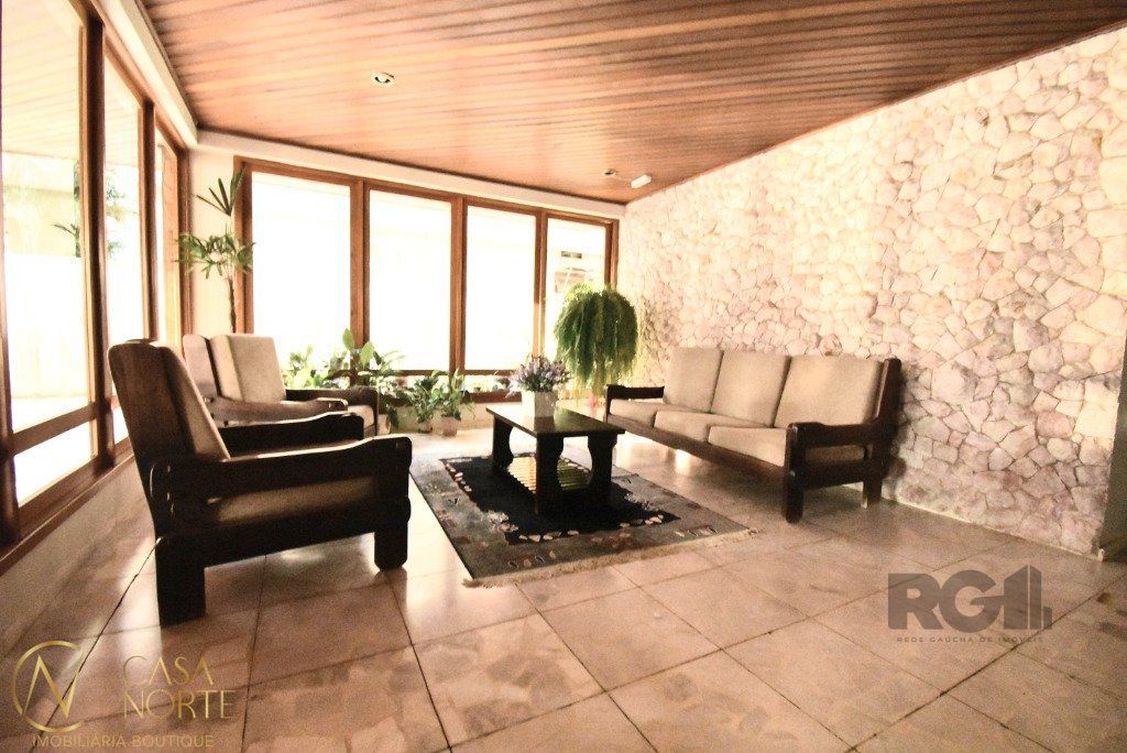 Apartamento à venda com 2 quartos, 58m², 1 vaga, Rua Adriano Ribeiro no bairro Menino Deus em Porto Alegre