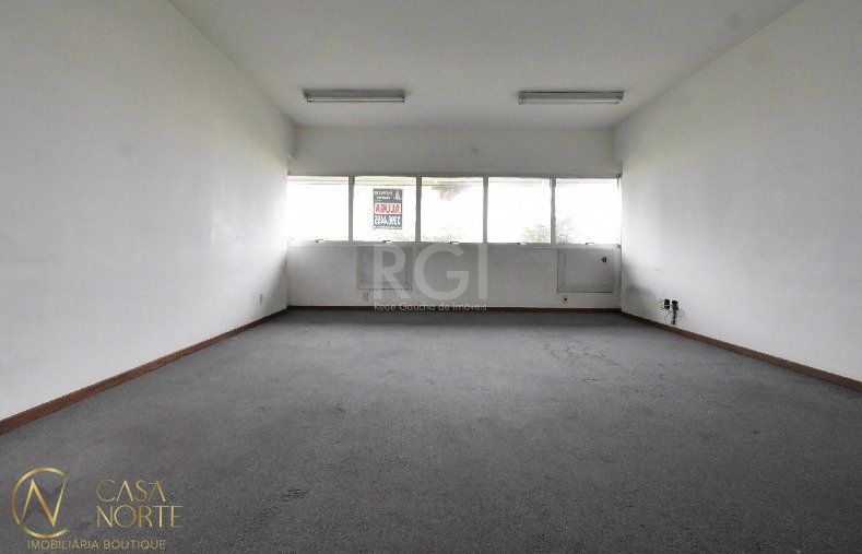 Sala Comercial à venda , 38m², Rua Dom Pedro II no bairro São João em Porto Alegre