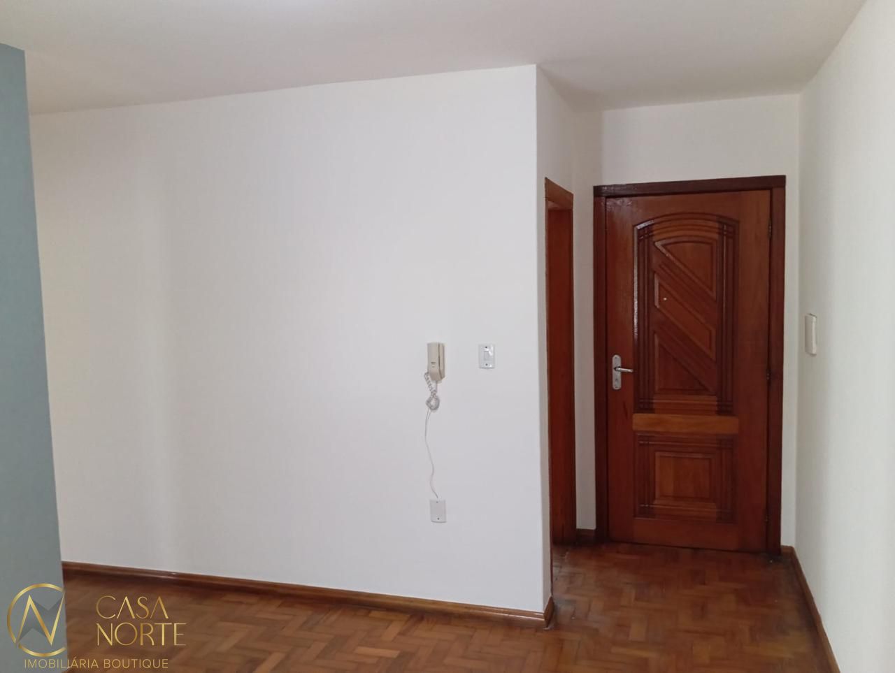 Apartamento à venda com 2 quartos, 50m², 1 vaga, Rua Dona Zulmira no bairro Cavalhada em Porto Alegre