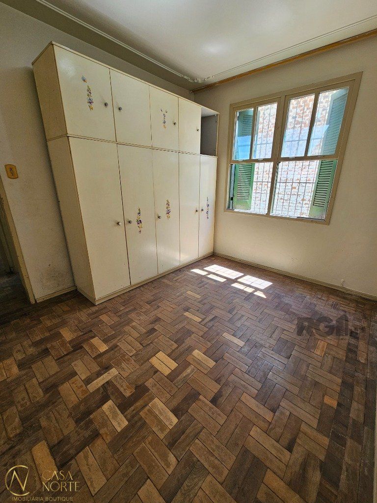 Apartamento à venda com 1 quarto, 46m², Rua Professor Freitas e Castro no bairro Azenha em Porto Alegre