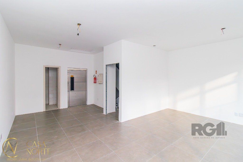 Prédio Comercial à venda , 360m², Rua Caldas Júnior no bairro Centro Histórico em Porto Alegre