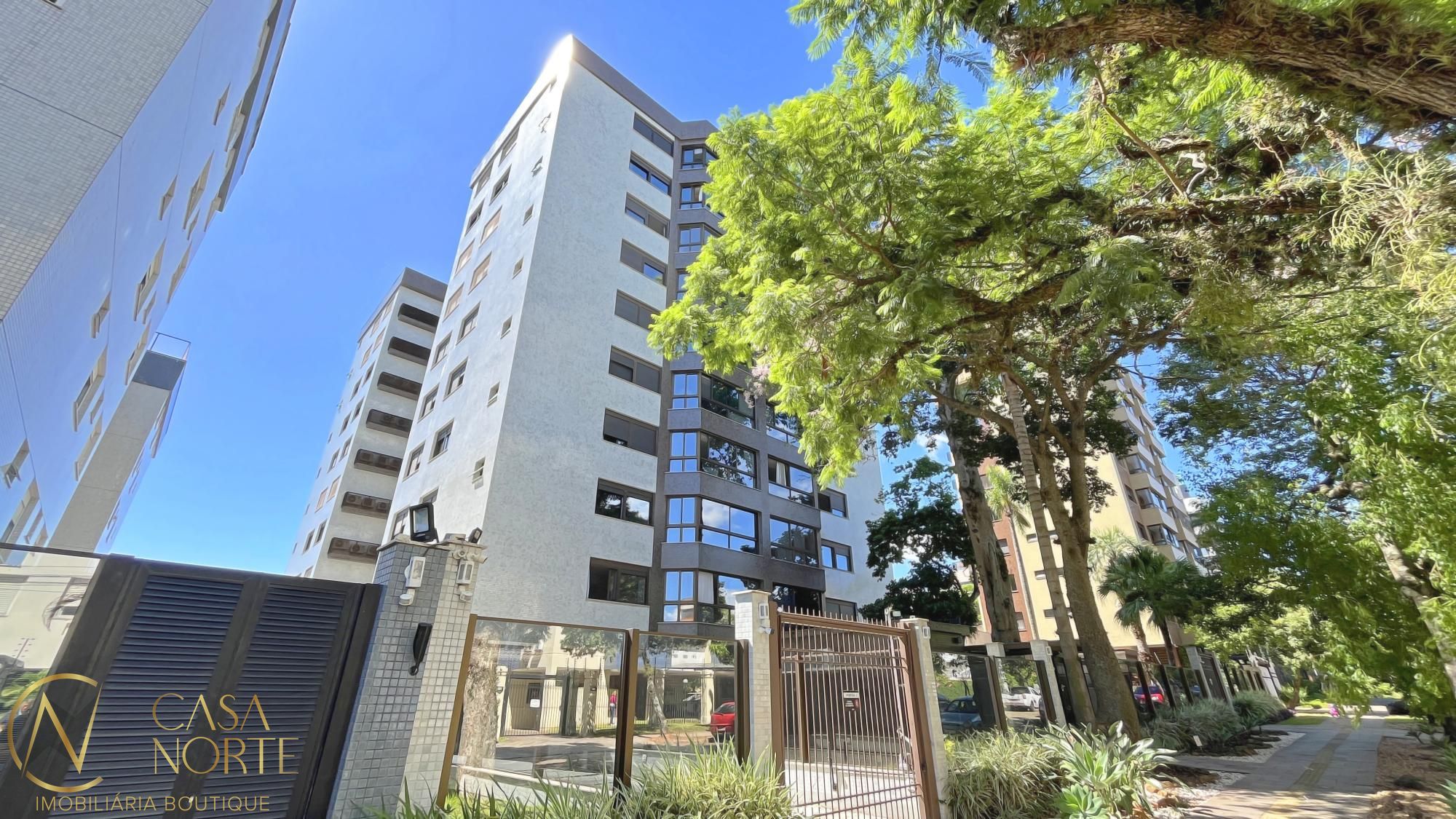 Apartamento à venda com 3 quartos, 145m², 1 suíte, 4 vagas, Rua José Gomes no bairro Tristeza em Porto Alegre