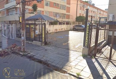 Terreno à venda  com 566m², Avenida Getúlio Vargas no bairro Menino Deus em Porto Alegre