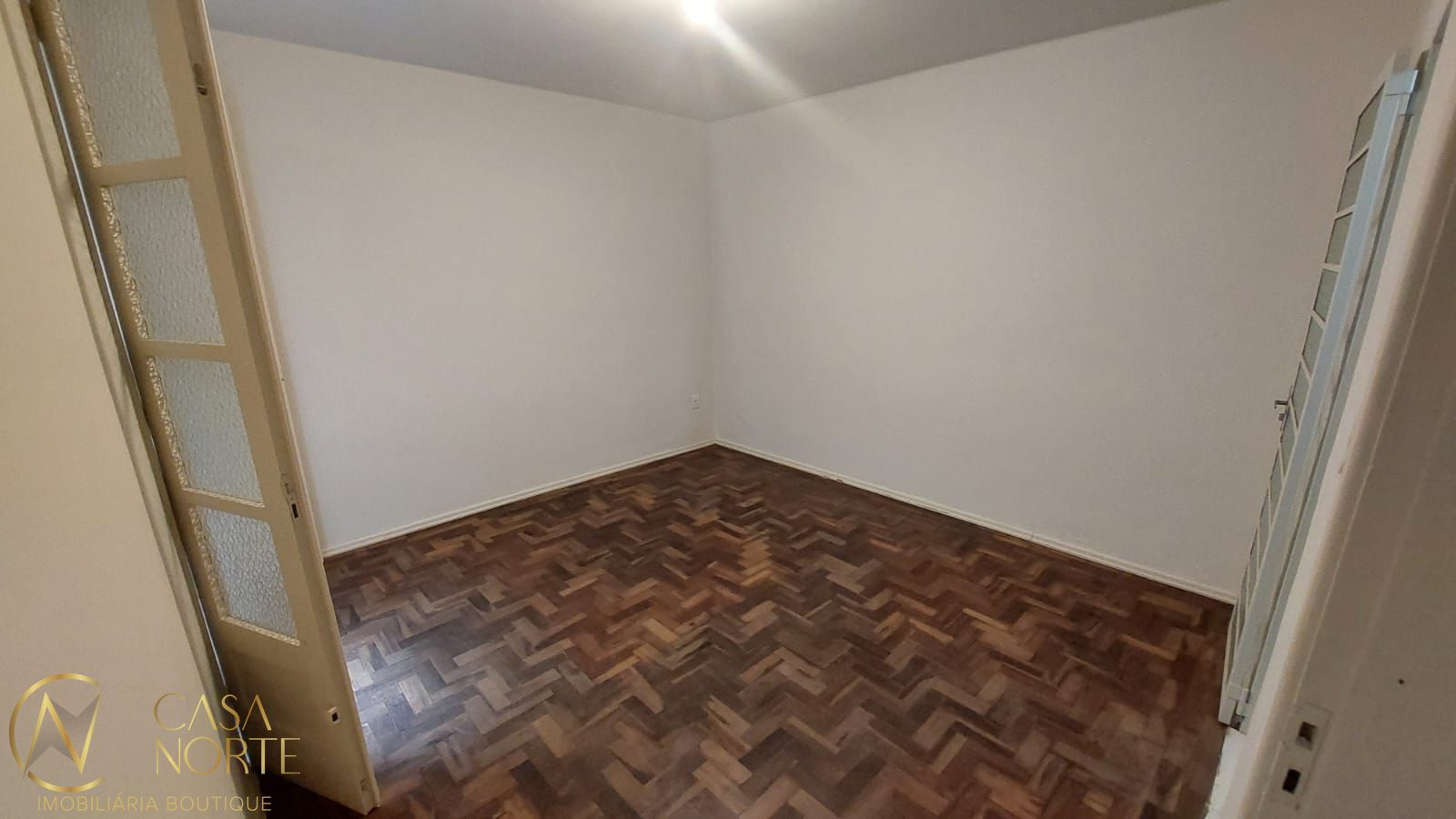 Apartamento à venda com 1 quarto, 50m², Avenida Ipiranga no bairro Menino Deus em Porto Alegre