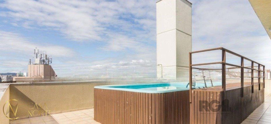Apartamento à venda com 2 quartos, 77m², 1 suíte, 1 vaga, Rua Dezessete de Junho no bairro Menino Deus em Porto Alegre