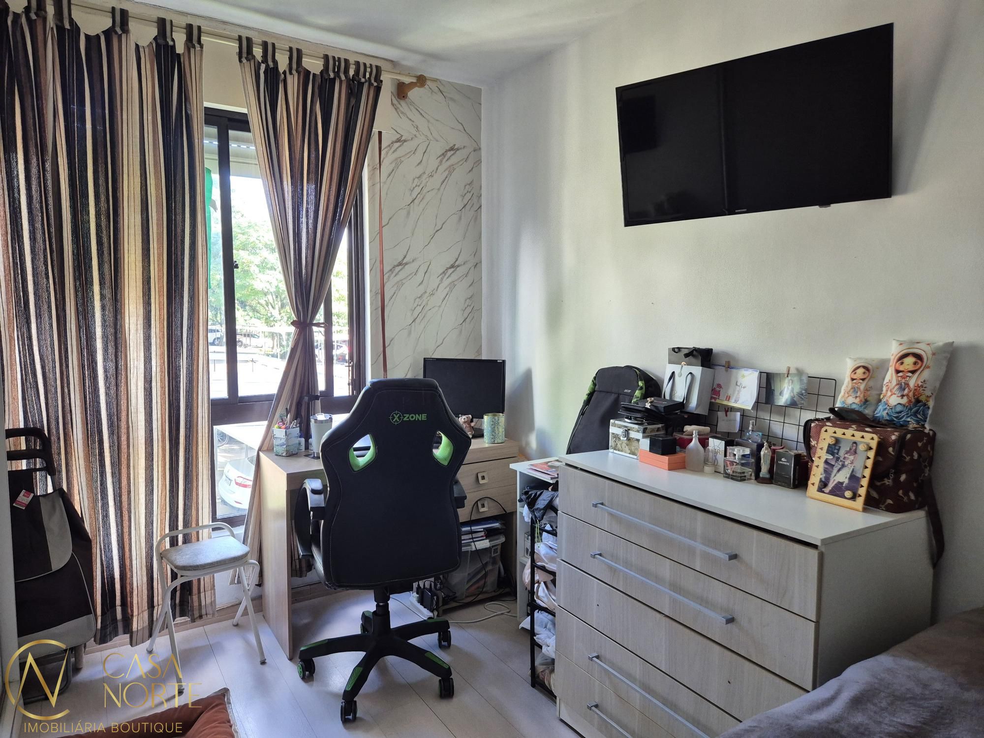 Apartamento à venda com 2 quartos, 60m², 1 vaga, Avenida Fábio Araújo Santos no bairro Nonoai em Porto Alegre