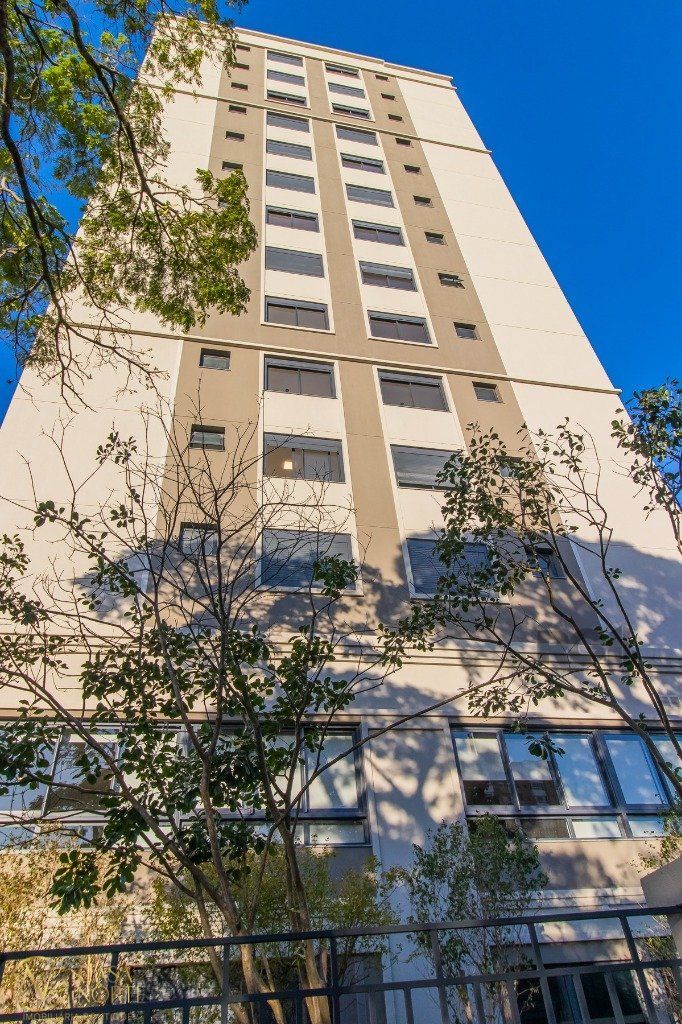 Apartamento à venda com 2 quartos, 57m², 1 suíte, 1 vaga, Rua Nunes Machado no bairro Azenha em Porto Alegre