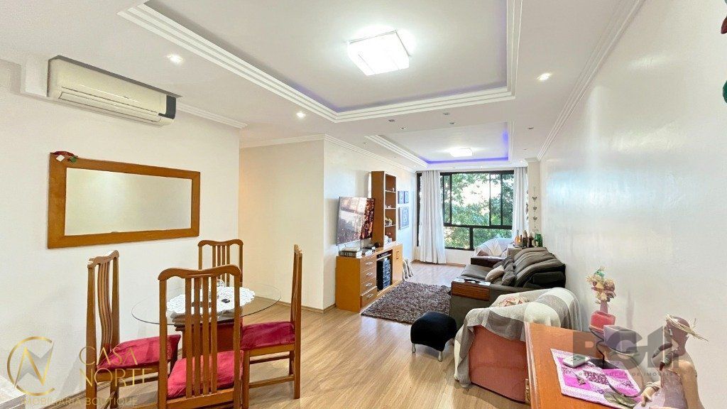 Apartamento à venda com 3 quartos, 84m², 1 suíte, 1 vaga, Avenida Ipiranga no bairro Partenon em Porto Alegre