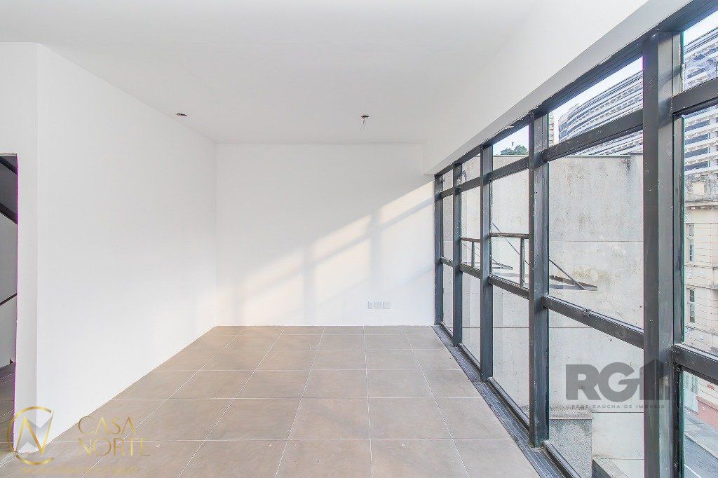 Prédio Comercial à venda , 360m², Rua Caldas Júnior no bairro Centro Histórico em Porto Alegre