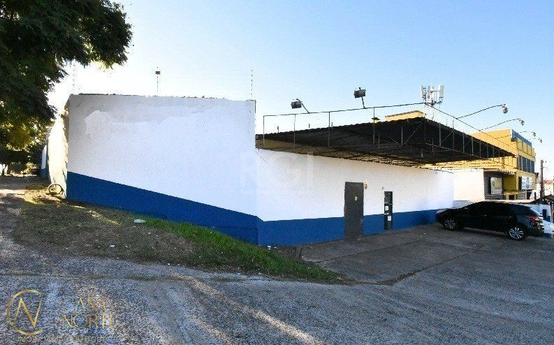 Terreno à venda  com 814m², Avenida Saturnino de Brito no bairro Vila Jardim em Porto Alegre