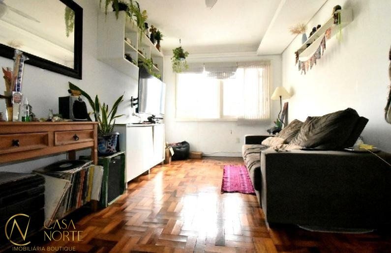 Apartamento à venda com 3 quartos, 72m², Mucio Teixeira no bairro Menino Deus em Porto Alegre
