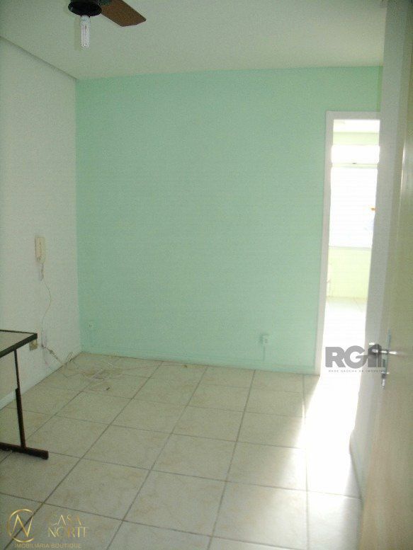 Sala Comercial à venda com 1 quarto, 25m², Rua Barao do Triunfo no bairro Menino Deus em Porto Alegre