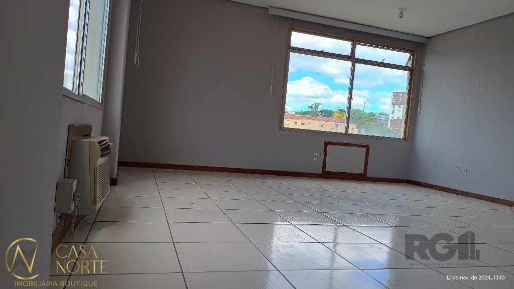 Sala Comercial à venda , 36m², Rua Barão do Triunfo no bairro Menino Deus em Porto Alegre