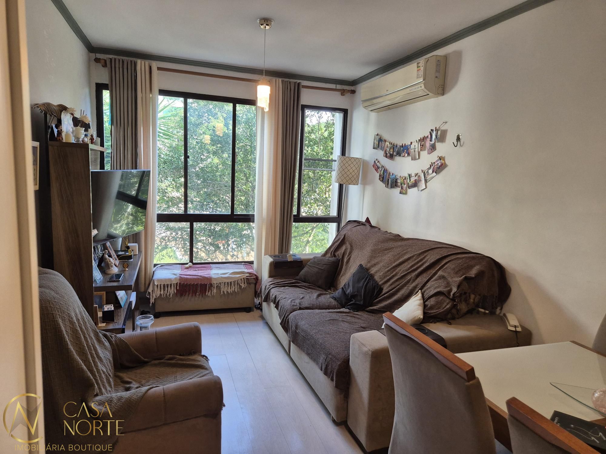 Apartamento à venda com 2 quartos, 60m², 1 vaga, Avenida Fábio Araújo Santos no bairro Nonoai em Porto Alegre