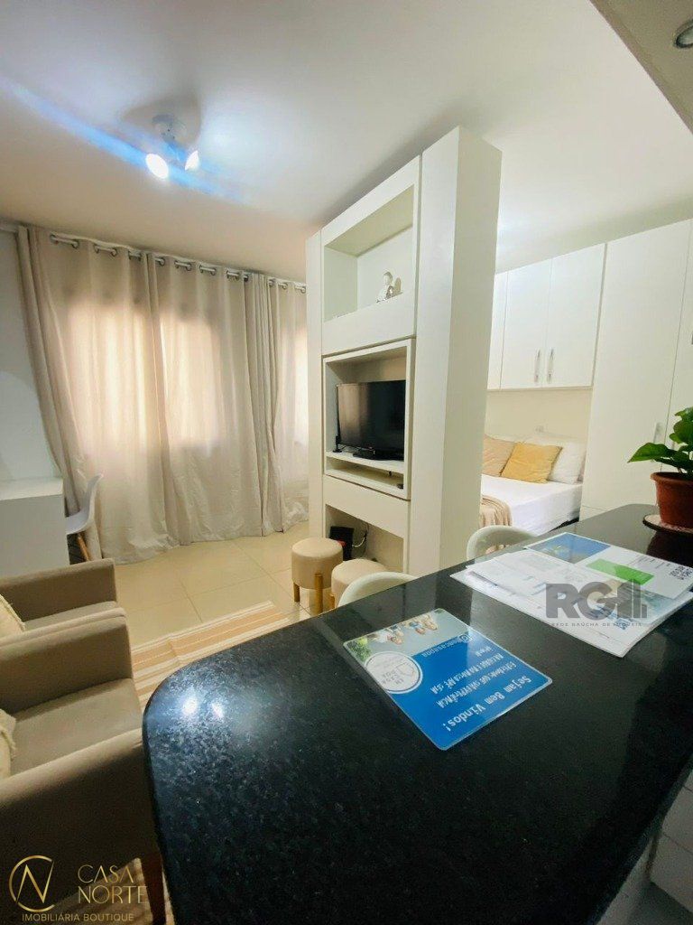 Kitnet à venda com 1 quarto, 28m², Rua Baronesa do Gravataí no bairro Cidade Baixa em Porto Alegre