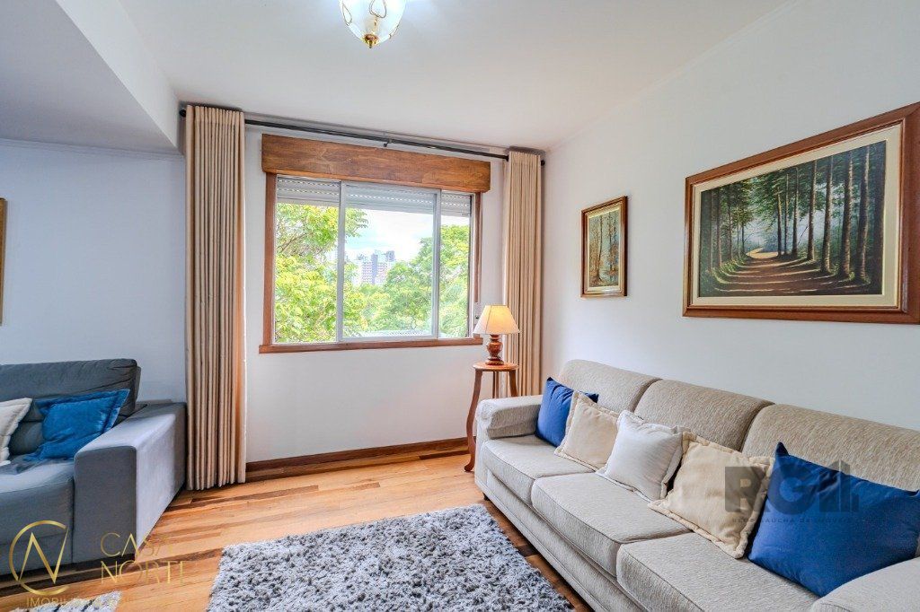 Cobertura à venda com 3 quartos, 278m², 1 suíte, 2 vagas, Avenida Alegrete no bairro Petrópolis em Porto Alegre