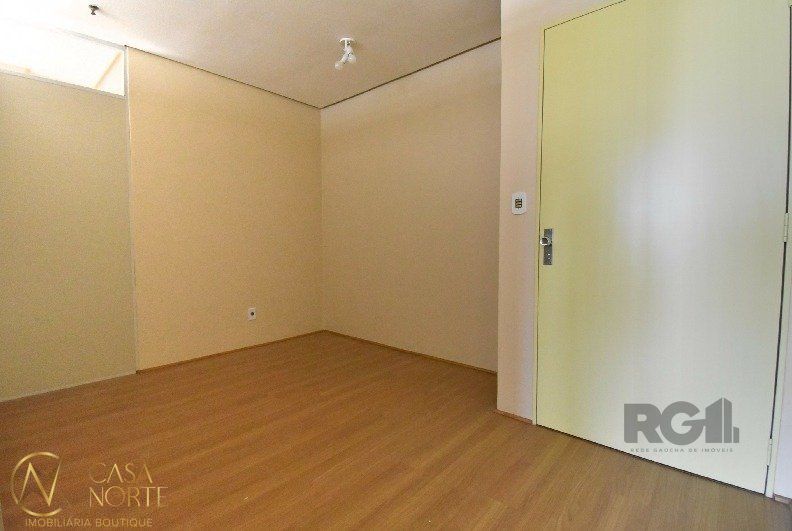 Sala Comercial à venda , 36m², Rua Barão do Triunfo no bairro Menino Deus em Porto Alegre