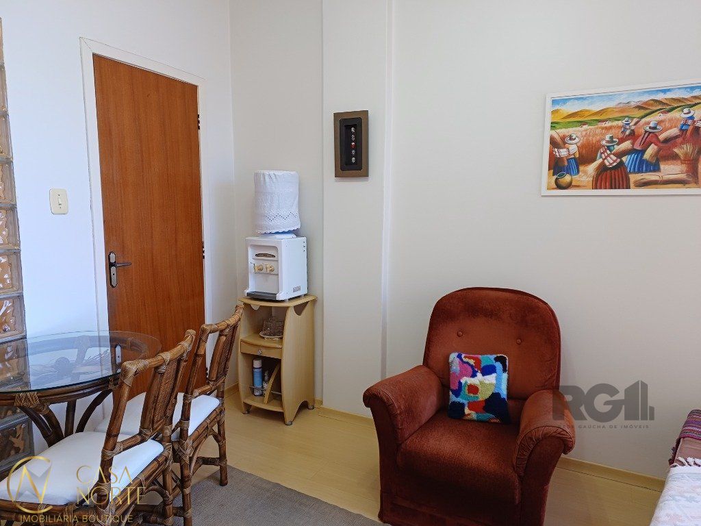 Sala Comercial à venda com 1 quarto, 20m², Rua Doutor Flores no bairro Centro Histórico em Porto Alegre