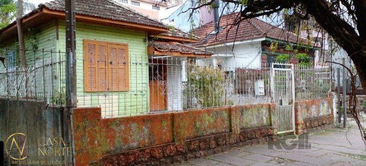 Terreno à venda  com 194m², Rua Felizardo no bairro Jardim  Botânico em Porto Alegre