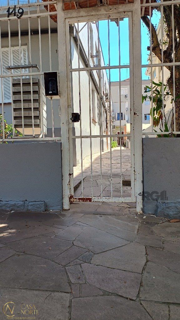 Apartamento à venda com 2 quartos, 61m², Avenida Coronel Lucas de Oliveira no bairro Auxiliadora em Porto Alegre