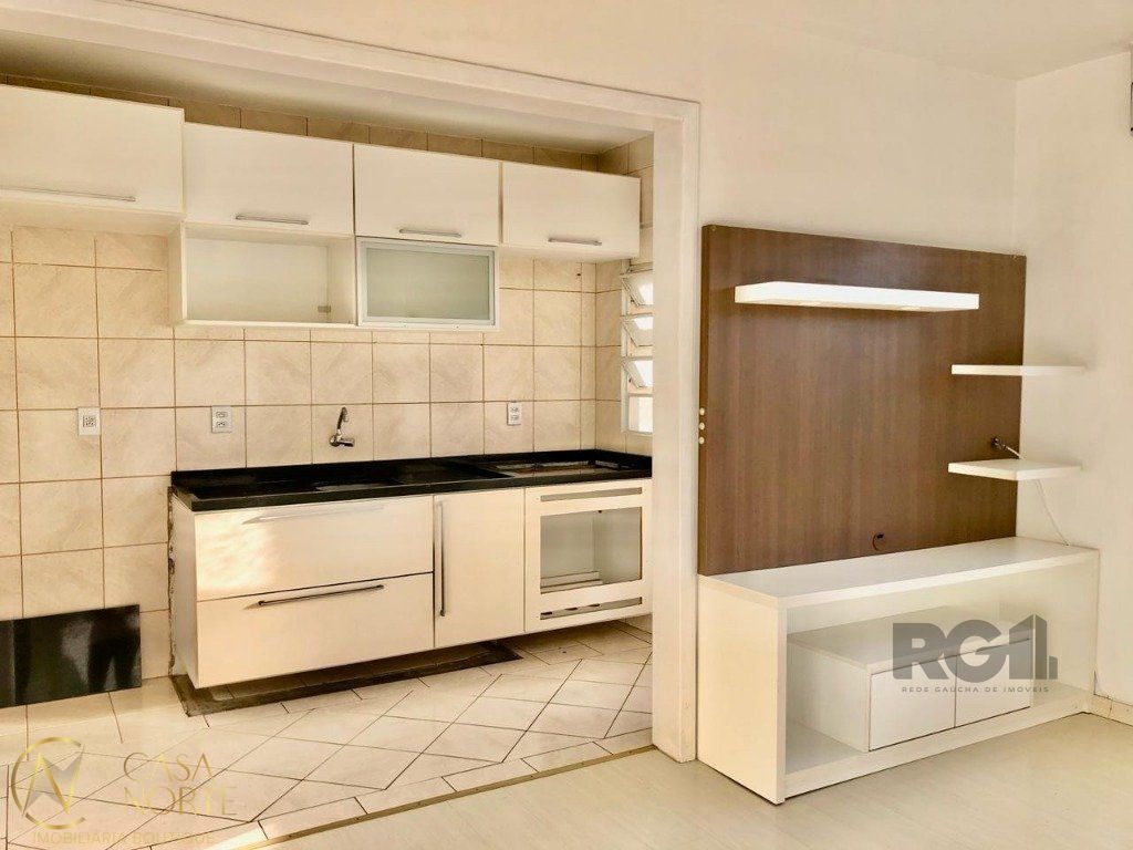 Apartamento à venda com 2 quartos, 56m², Rua Doutor Barcelos no bairro Tristeza em Porto Alegre