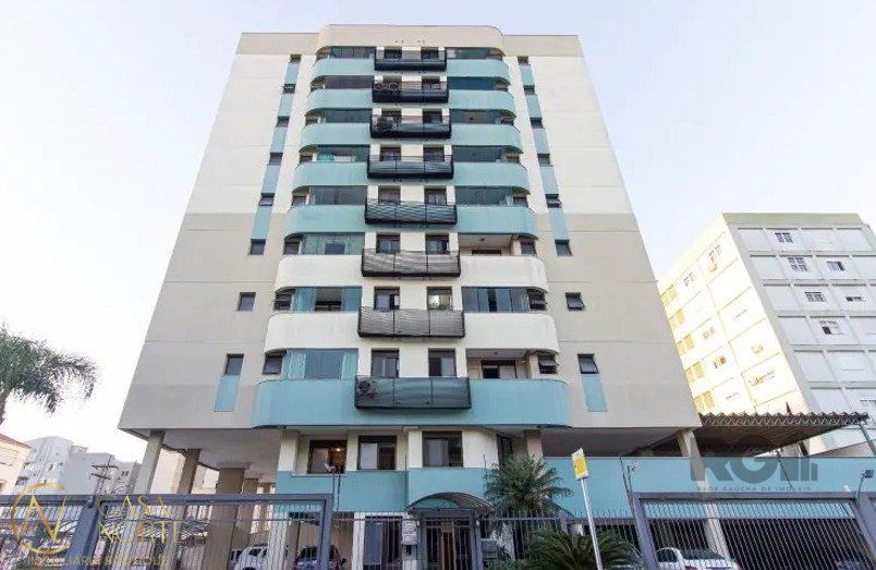 Apartamento à venda com 2 quartos, 77m², 1 suíte, 1 vaga, Rua Dezessete de Junho no bairro Menino Deus em Porto Alegre