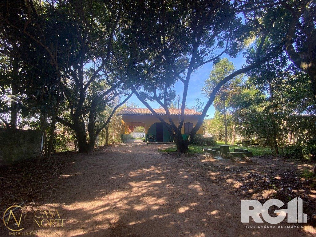 Casa à venda com 2 quartos, 800m², Estrada Jacques da Rosa no bairro Lageado em Porto Alegre