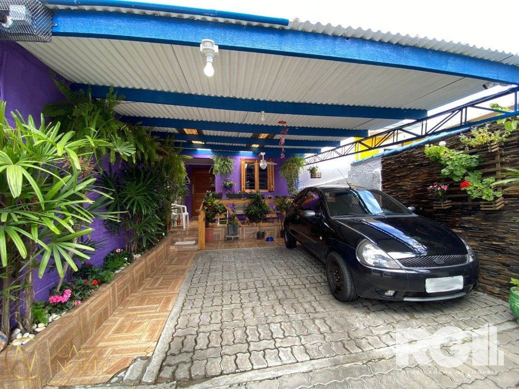 Casa à venda com 3 quartos, 80m², 2 vagas, Rua Dorival Leivas no bairro Hípica em Porto Alegre