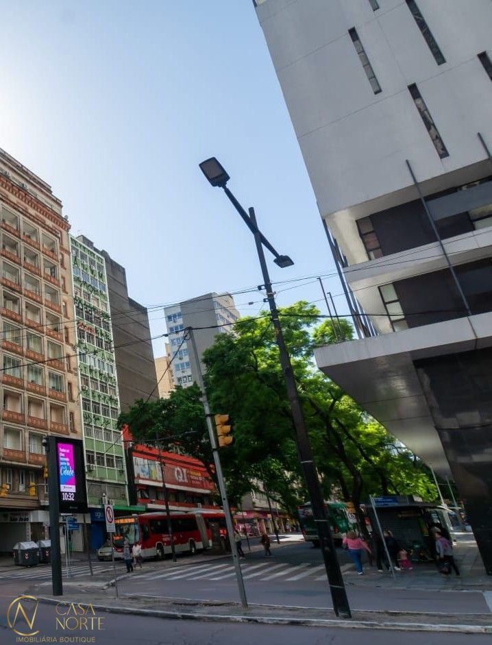 Sala Comercial à venda com 2 quartos, 66m², Avenida Senador Salgado Filho no bairro Centro Histórico em Porto Alegre