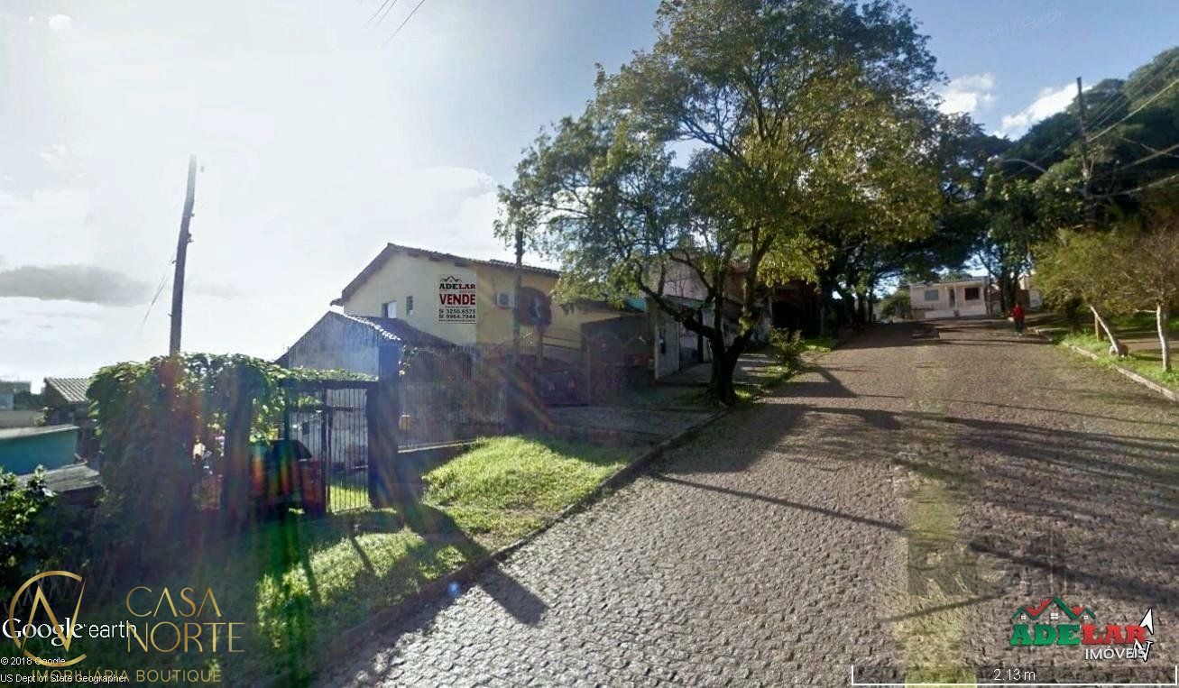 Casa à venda com 3 quartos, 205m², 3 vagas, Avenida Teresina no bairro Medianeira em Porto Alegre