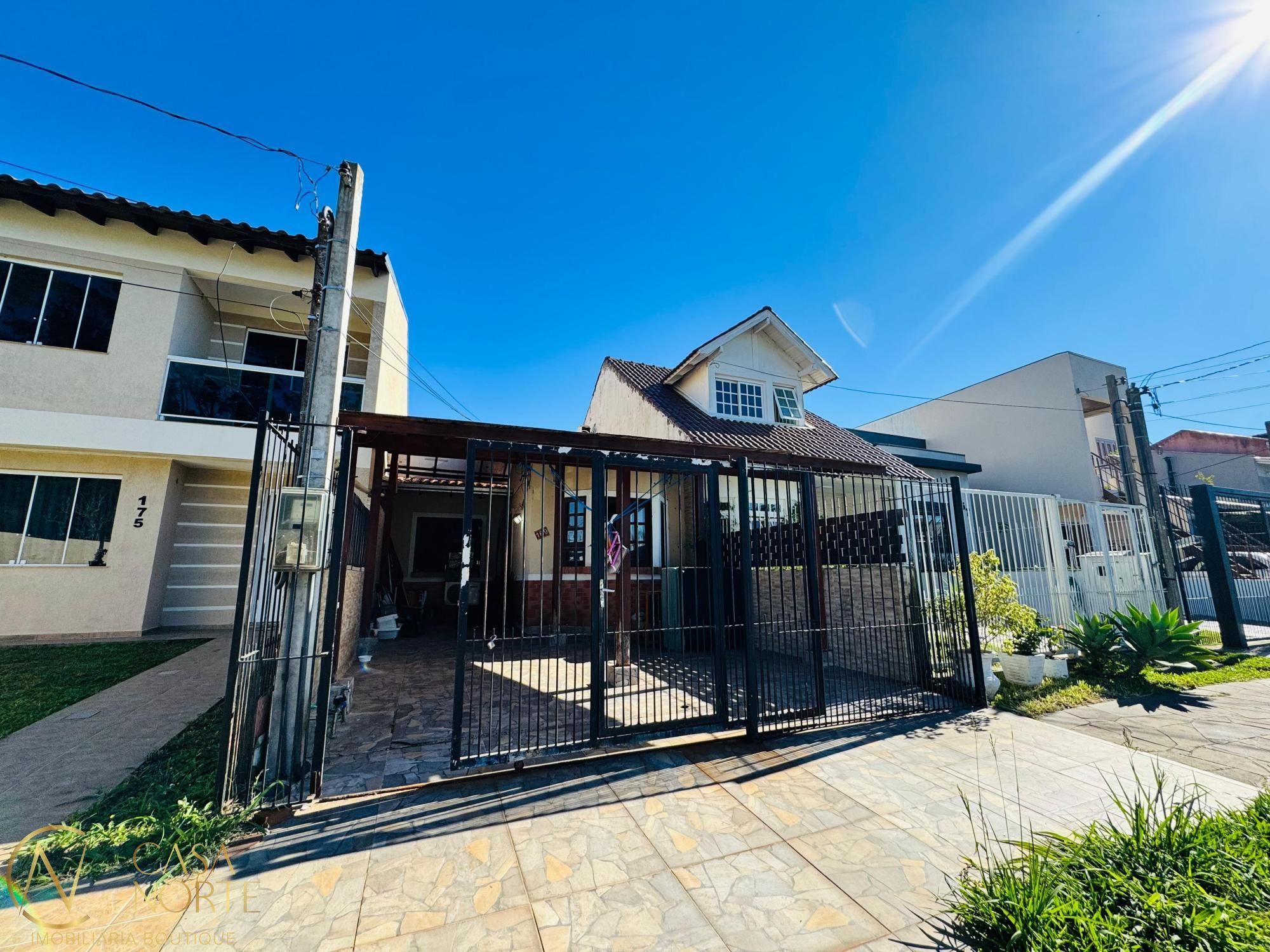 Casa à venda com 2 quartos, 50m², 1 vaga, Rua Vacaria no bairro Hípica em Porto Alegre