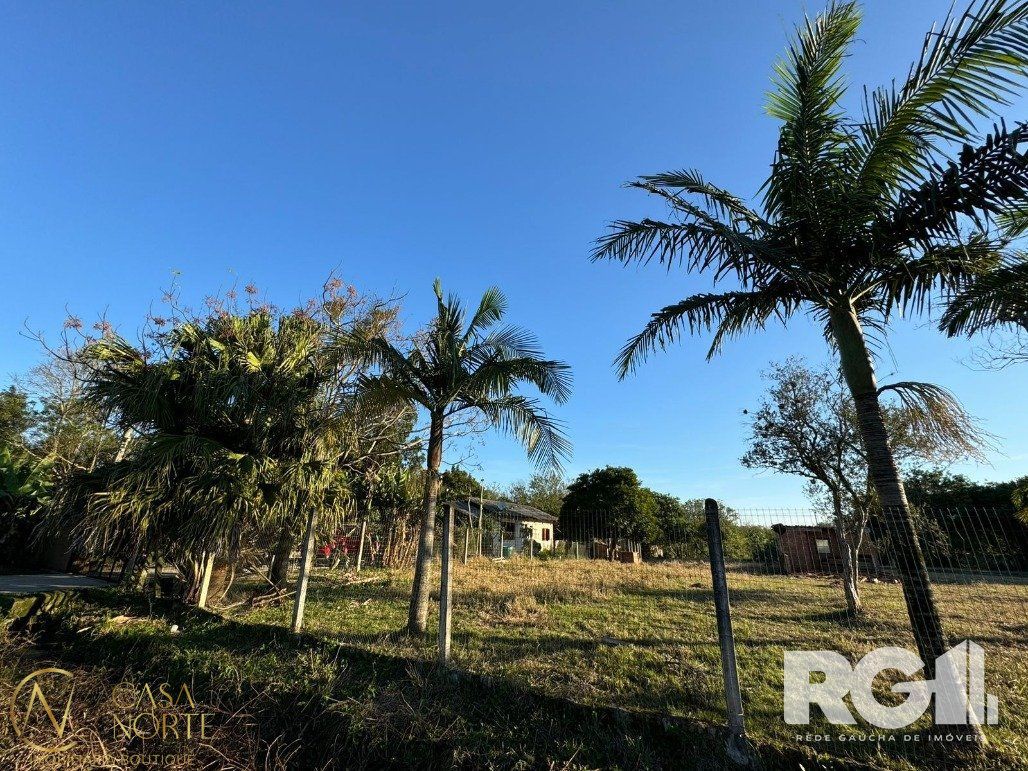 Terreno à venda  com 2000m², Rua Oito Mil e Quinze no bairro Lageado em Porto Alegre