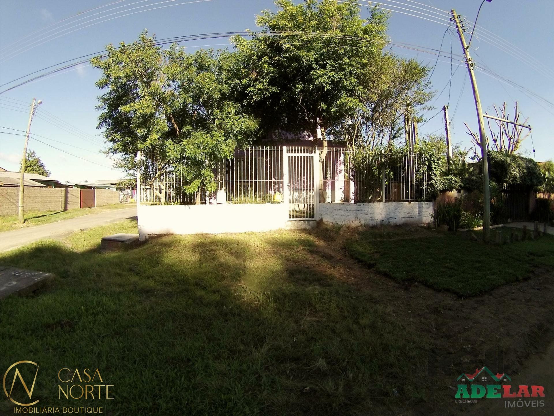 Casa à venda com 3 quartos, 240m², 2 vagas, Rua Reinaldo Muller no bairro Ponta Grossa em Porto Alegre
