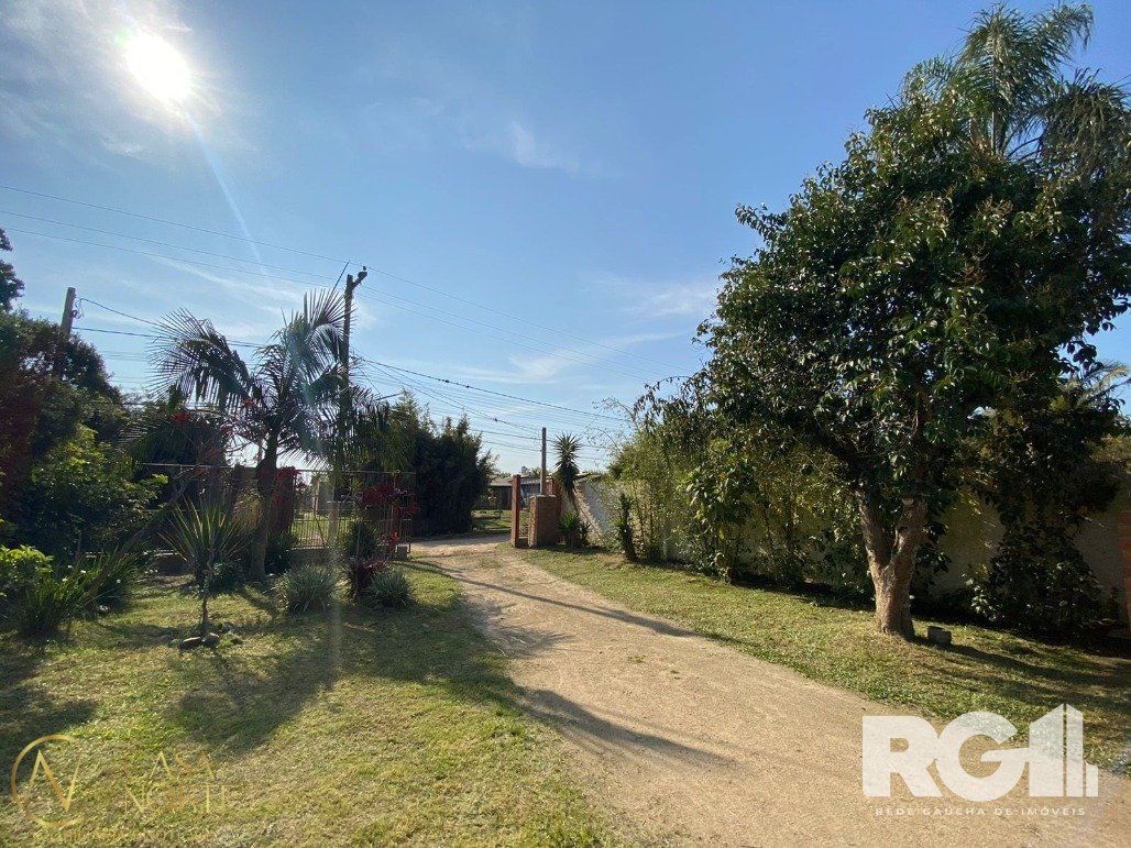 Casa à venda com 4 quartos, 1000m², 2 vagas, Estrada Jacques da Rosa no bairro Lageado em Porto Alegre