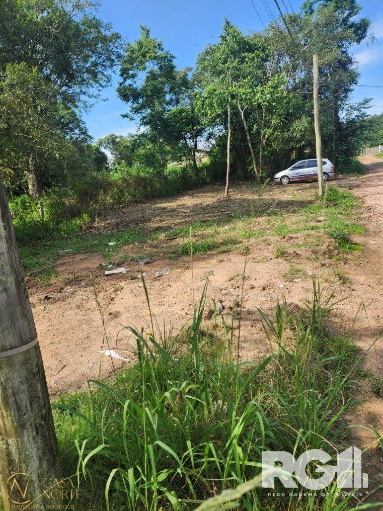 Terreno à venda  com 320m², Avenida Edgar Pires de Castro no bairro Lageado em Porto Alegre