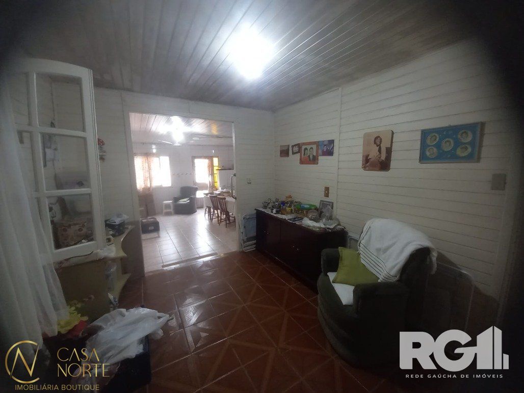 Casa à venda com 2 quartos, 72m², Estrada do Varejão no bairro Lami em Porto Alegre