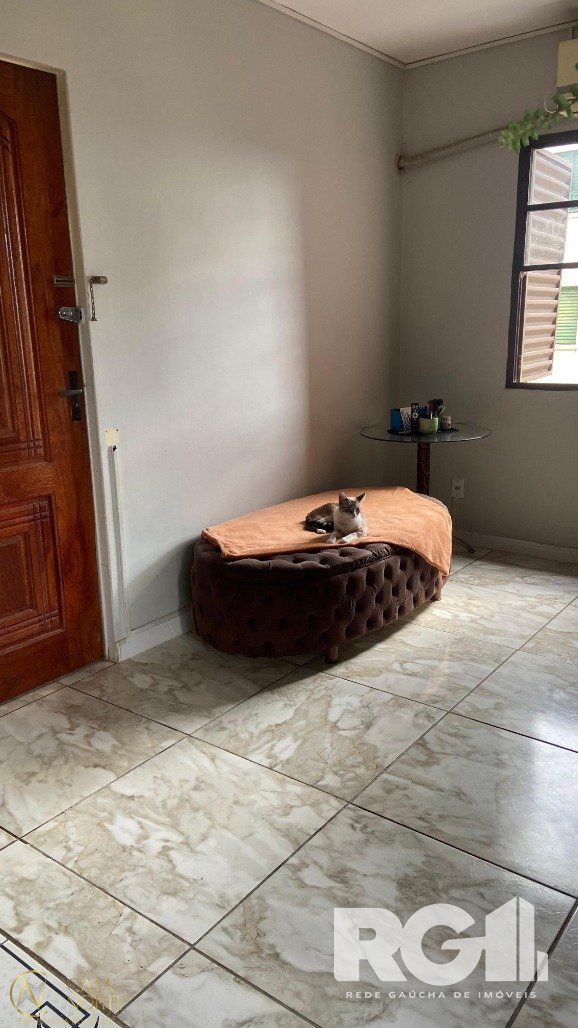 Apartamento à venda com 2 quartos, 48m², Rua Eugênio Rodrigues no bairro Restinga em Porto Alegre