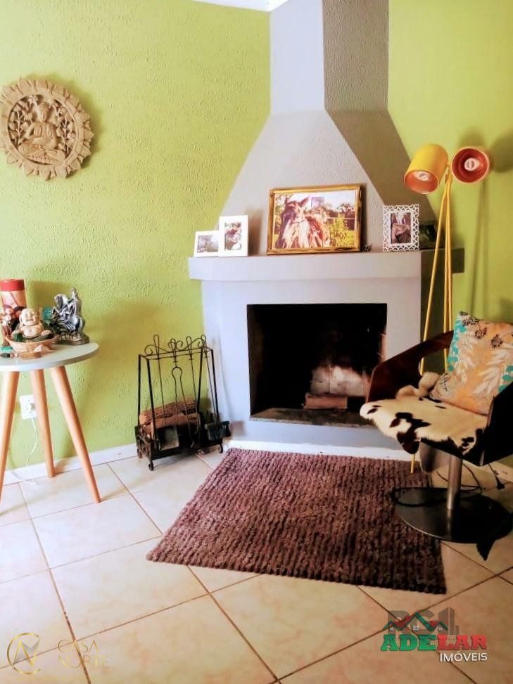 Casa à venda com 2 quartos, 105m², 2 suítes, 1 vaga, Rua Pedro da Silva Nava no bairro Aberta dos Morros em Porto Alegre