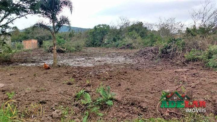 Terreno à venda  com 1000m², Beco Oito Mil e Dezesseis no bairro Lageado em Porto Alegre