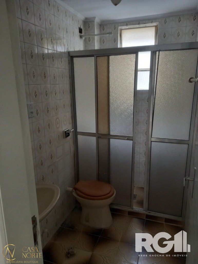 Apartamento à venda com 2 quartos, 63m², 1 vaga, Rua Professor Carvalho Freitas no bairro Teresópolis em Porto Alegre