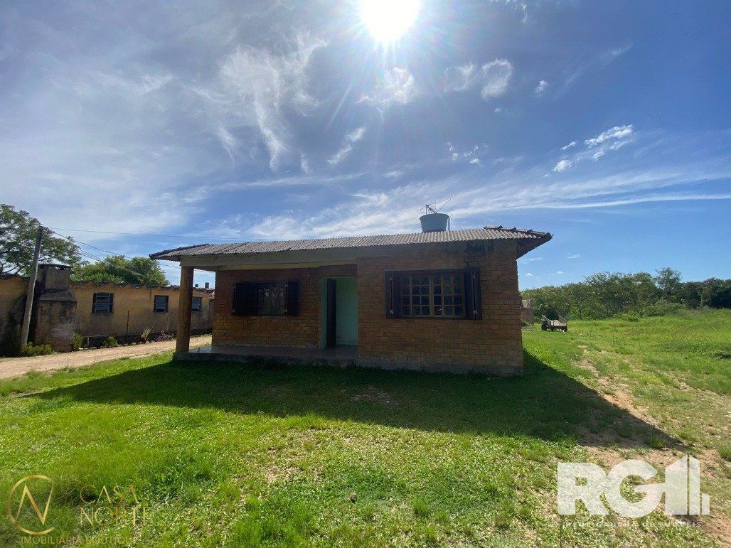 Casa à venda com 3 quartos, 60m², Avenida do Lami no bairro Boa Vista do Sul em Porto Alegre